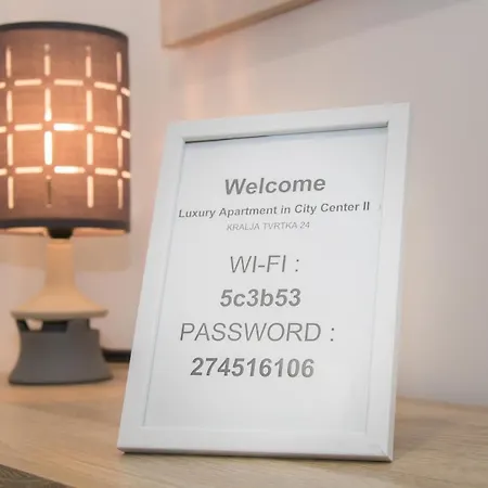 Luxury In City Center Ii Apartment